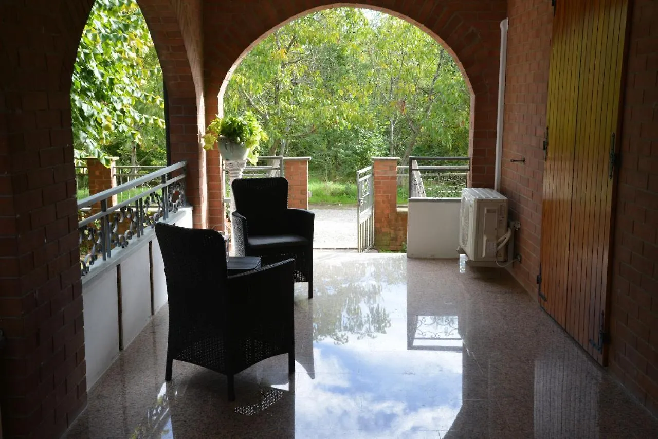 Villa Ferrari Oriella Solignano Nuovo Bed & Breakfast